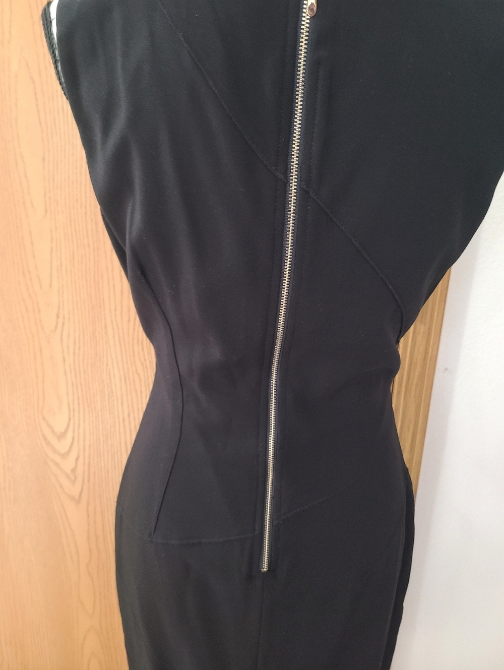 White House Black Market Ruched Seam Classic Fitted Little Black Sheath Dress - Picture 4 of 5